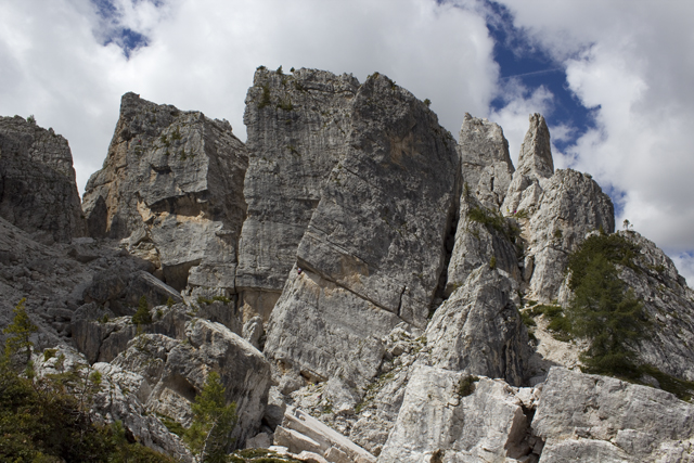 2011-08-16_10-28-46 cadore.jpg - Cinque Torri